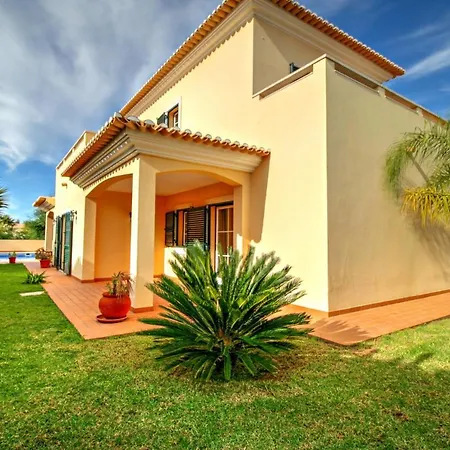 Willa Sleeps 10 Pool Wifi *